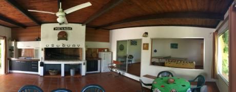 Espectacular Chalet En Punta Del Este "clariluna" - Pda 27 De La Mansa