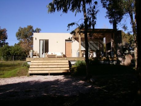 Casa En La Barra,ubicada En Una Zona Muy Tranquila , A 8 Cuadras De La Ancap.