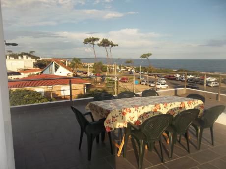 Casa Frente Al Mar En Atlantida Totalmente Equipada ( Fabian 2 )