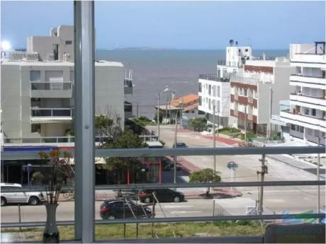 Apartamento En Venta Y Alquiler De 1 Dormitorio En La Peninsula, Punta Del Este.