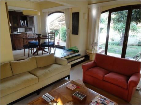 Casas En Playa Mansa