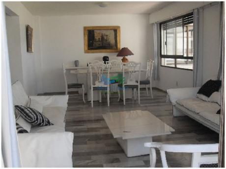 Apartamentos En Playa Brava