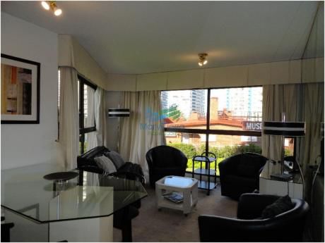 Alquilo Apartamento 1 Dormitorio Frente Al Mar, Playa Brava, Punta Del Este