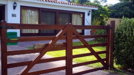 Punta Del Este Chalet Con Piscina De 60 Mil Lts.