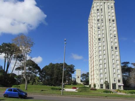 Excelente Apartamento En Punta Del Este