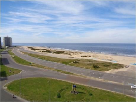 Apartamento En Alquiler 3 Dormitorios