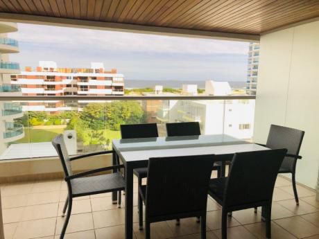 Apartamento En Alquiler 3 Dormitorios