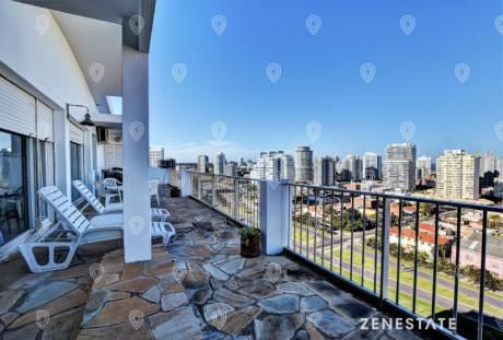 Apartamento En Alquiler 4 Dormitorios