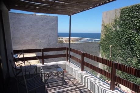 Excelente Casa En 3 Plantas A Metros Del Mar Con Cochera