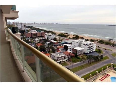 A Metros Del Mar. Vista Abierta. 3 Suites + Cochera