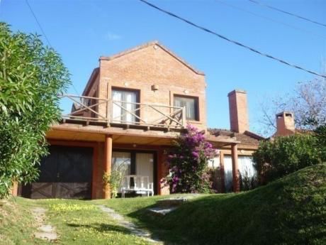 Casa En Alquiler 4 Dormitorios