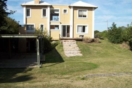 Casa En Alquiler 4 Dormitorios