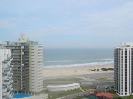Apartamento En Alquiler 3 Dormitorios