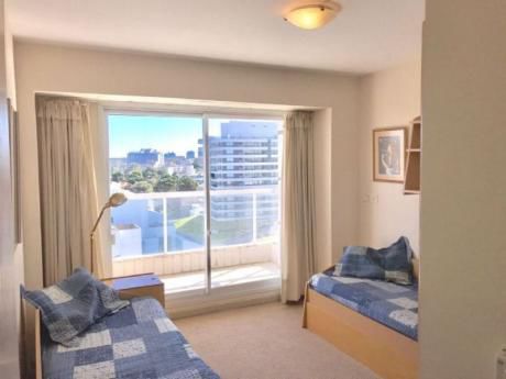 Apartamento En Alquiler 3 Dormitorios