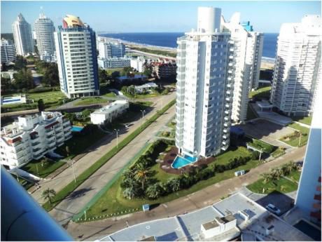 Apartamento En Alquiler 3 Dormitorios