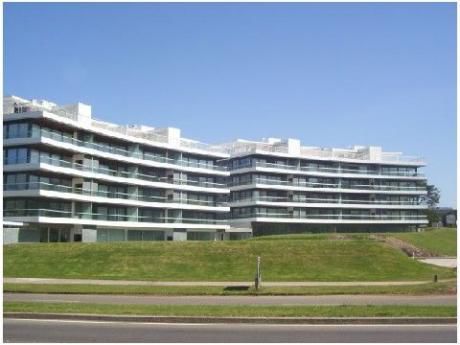 Apartamento En Alquiler 3 Dormitorios