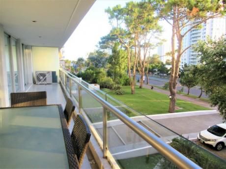 Apartamento En Alquiler 3 Dormitorios