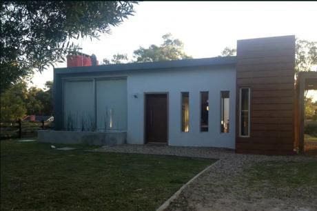 Casa En Montoya, La Barra. Cerca De Todo , Pero Zona Tranquila.