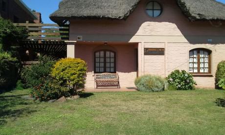 Alquiler Casa En Playa Hermosa - Proa Al Mar 3 Dormitorios,