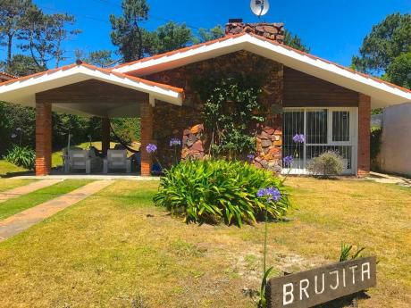 Casa De 3 Dormitorios Dos Baños Recien Reformados