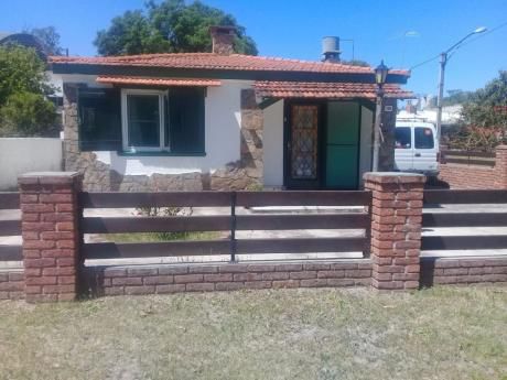 Alquilo Casa En Los Titanes A 2 Cuadras De La Playa