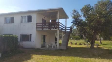 Apartamentos En Planta Alta Y Planta Baja Frente Al Mar