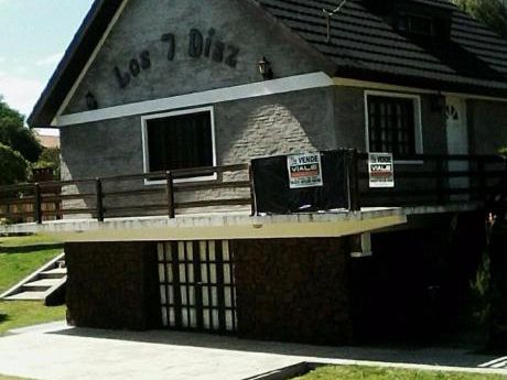 Muy Linda Casa En Balneario Las Flores Muy Espaciosa Capa