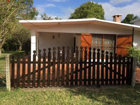 Casa P/6,barbacoa C/parrillero,fondo,aire Acondicionado