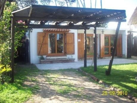 Casa A Metros De La Playa Y En Un Lugar Privilegiado