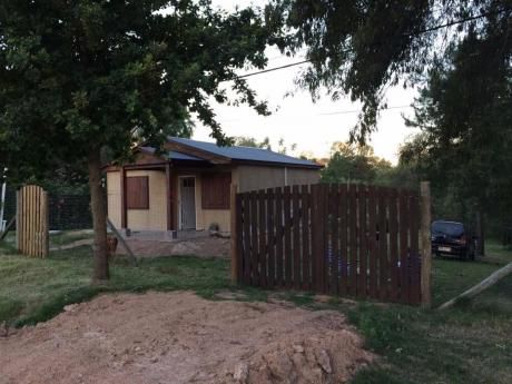 Casa De 3 Ambientes A 10 Min De Piriapolis, 3 Cuad. Playa