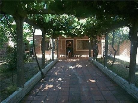 La Del Parral, Casa En Alquiler En Los Titanes, Uruguay