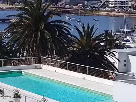 Apto En Punta Del Este A Mts Del Puerto De Punta Del Este