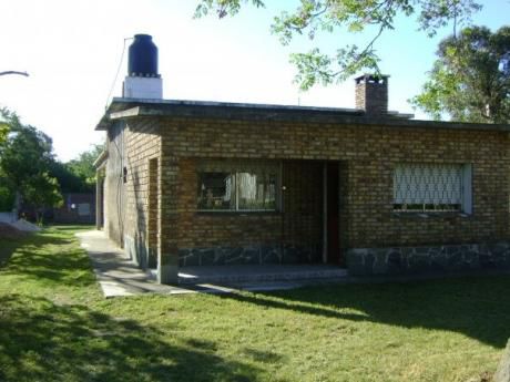 Casa De 4 Ambientes Un Baño Y Barbacoa Abierta