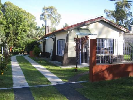 Chalet A Dos De Playa Excelente Comodidades Entorno Arbolado