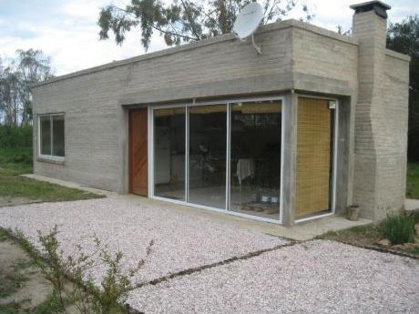 Se Alquila Casa A 180 Mts Del Mar