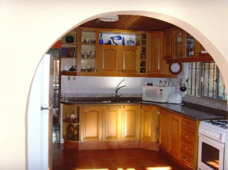 Chalet En Zona Tranquila De El Pinar.