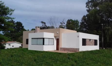 Casa En Alquiler En Solis Piriapolis Con Complejo Arenisca