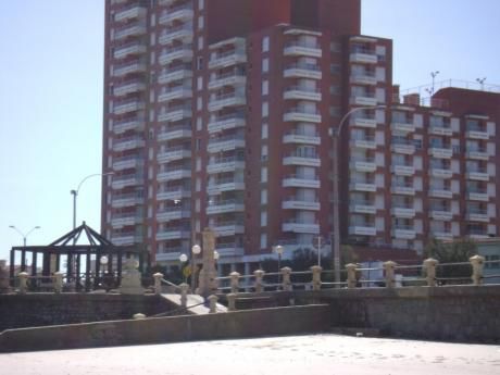 Panoramico Frente Al Mar Y Sobre Rambla