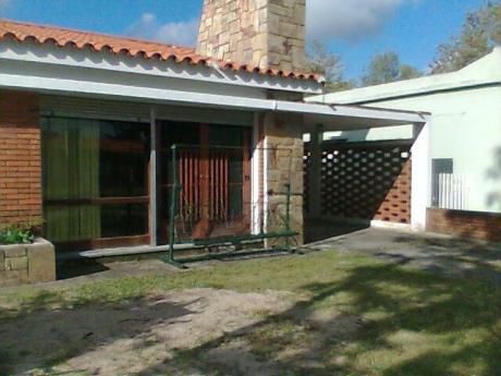Casa Completa C/cochera, Parrillero Y Horno De Barro Techado