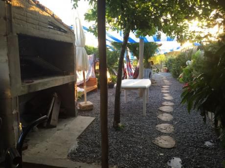 Casa De 4 Ambientes Y 1 Baño