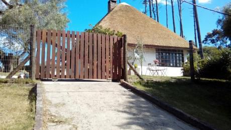 Casa Muy Fresca Y Cómoda,marindiasur Cercado 50m De La Playa