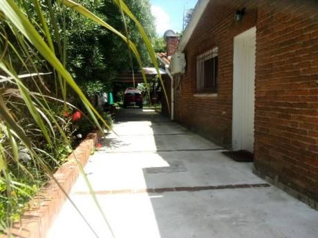 Casa Con Jardín A 150 Mts De Playa Mansa