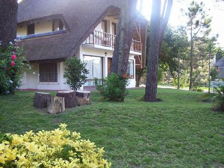 Cabaña Parada 27 Pinares 3d Y 1/2 2 Bñ Coch.bbcoa Pque 7 Pax