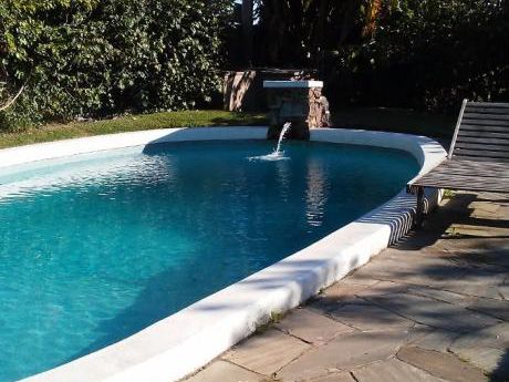 Divina Casa En Punta Del Este Con Piscina!