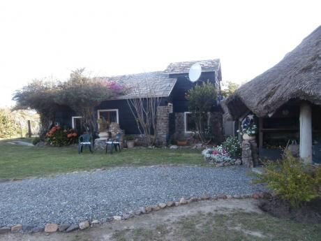Balneario Las Flores 50 Mts.del Mar. Excelente!!
