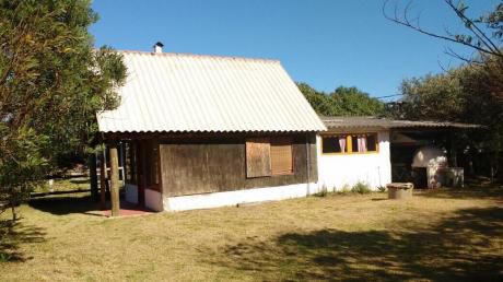 Rancho Muy Especial Para Cuatro Personas En Valizas
