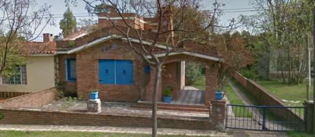 Casa A 2 Cuadras De Todo!!!!!