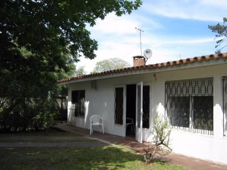 Casa De Tejas - Excelente Estado - Funcional - Disfrutable