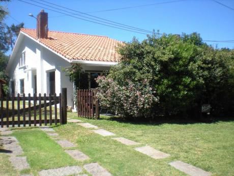 Alquilo Casa Parada 12 Mansa A 1 Cuadra Y Media De La Playa
