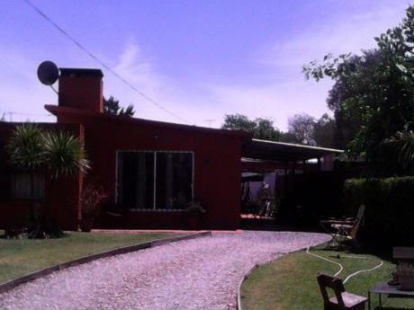 Amplio Jardin Arbolado
